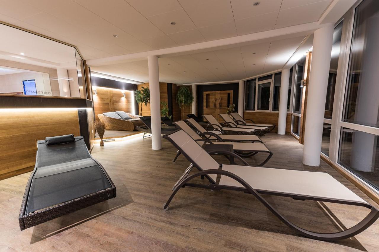 Haffhus - Hotel & Spa Ueckermunde Ngoại thất bức ảnh